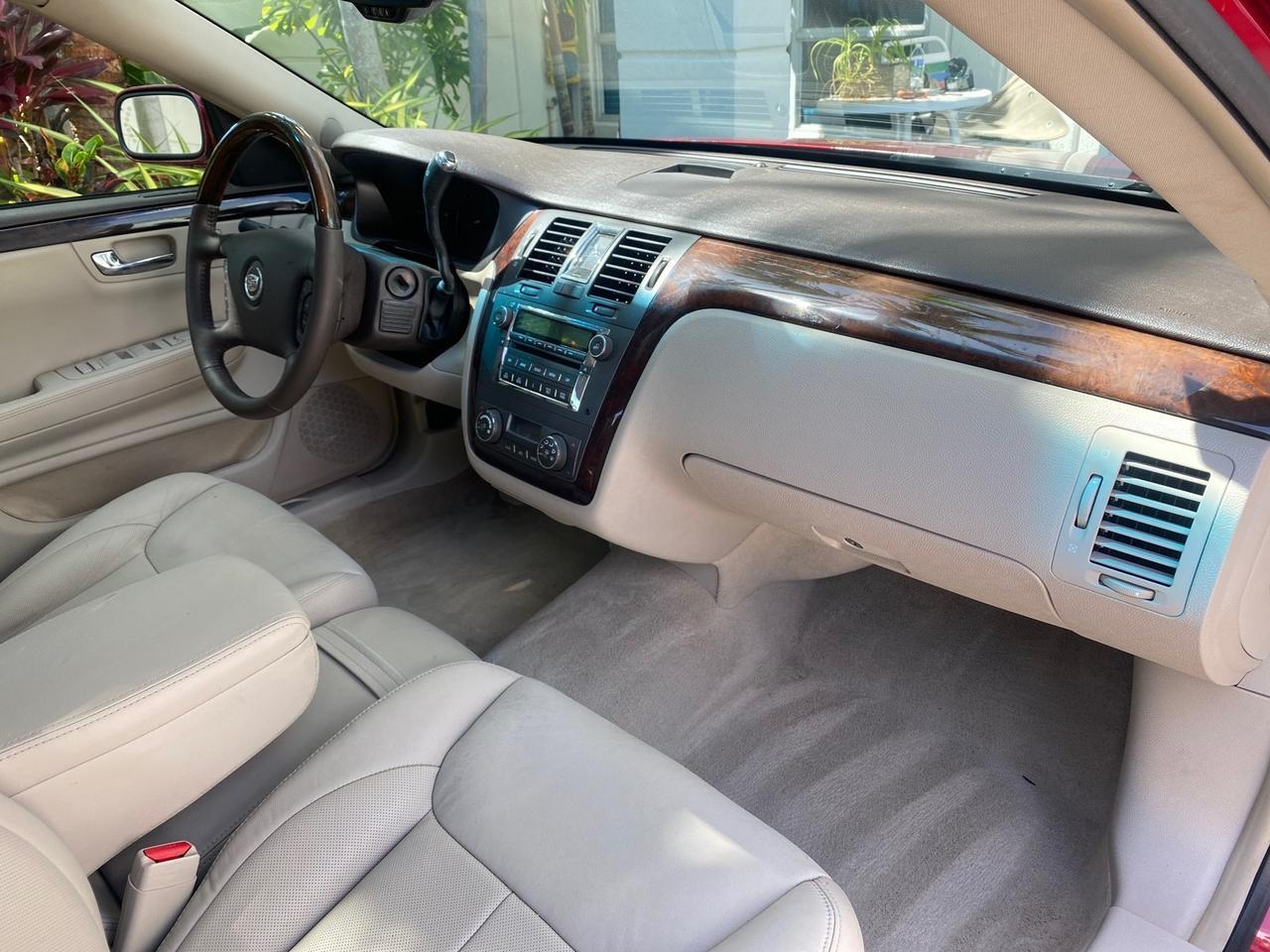 2011 Cadillac DTS LOW MILES 66,888 1 OWNER Pompano Beach FL