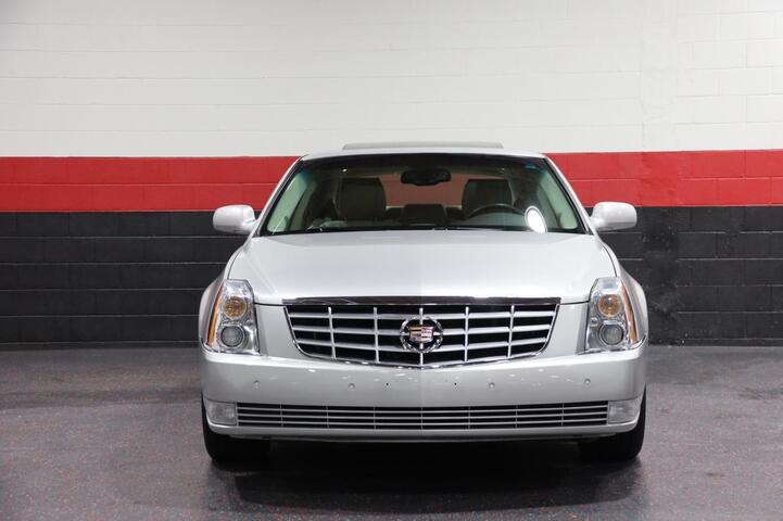 2011 Cadillac DTS Luxury Collection 4dr Sedan Chicago IL