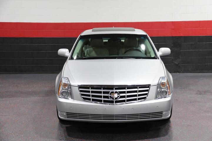 2011 Cadillac DTS Luxury Collection 4dr Sedan Chicago IL