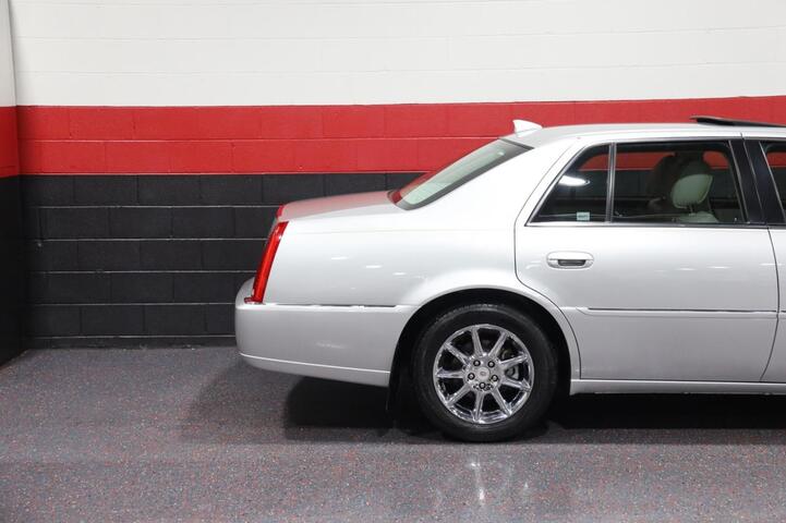 2011 Cadillac DTS Luxury Collection 4dr Sedan Chicago IL