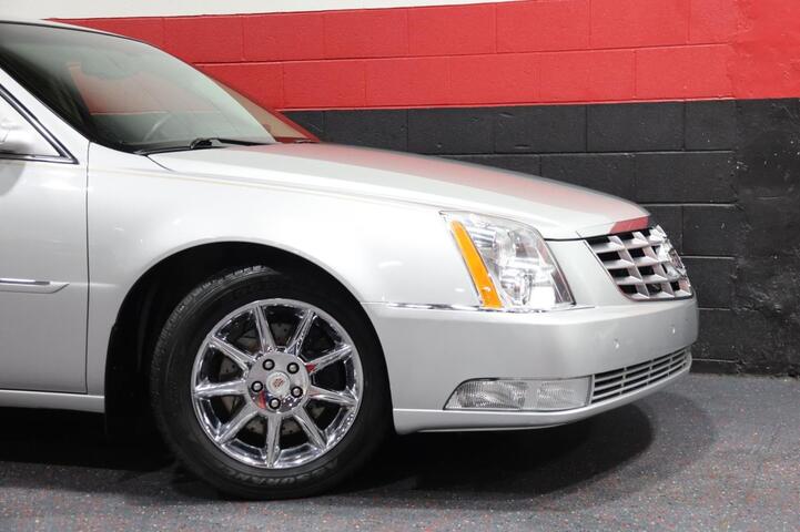 2011 Cadillac DTS Luxury Collection 4dr Sedan Chicago IL