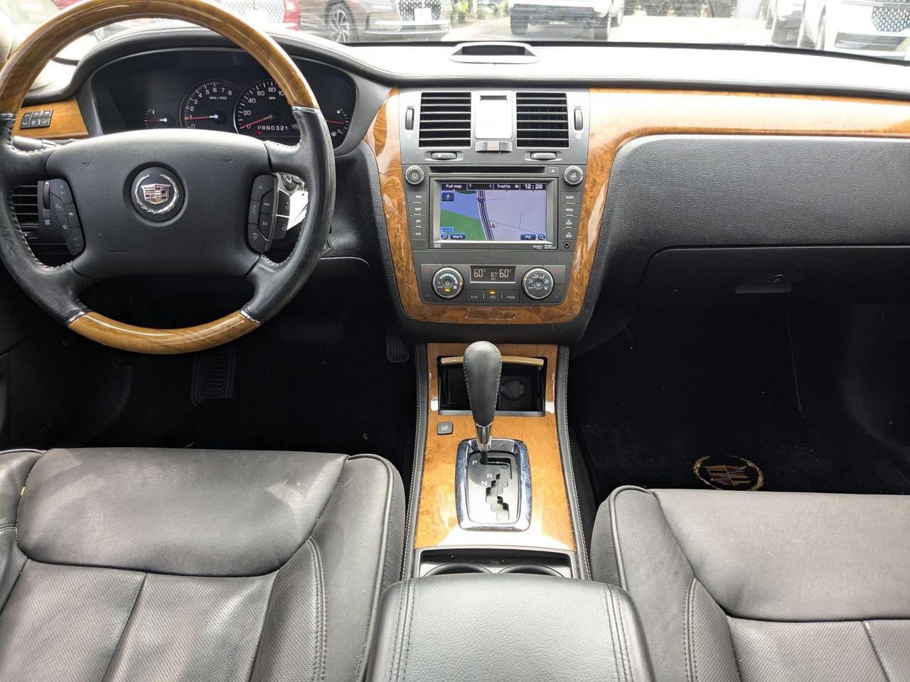 2011 Cadillac DTS Platinum Collection