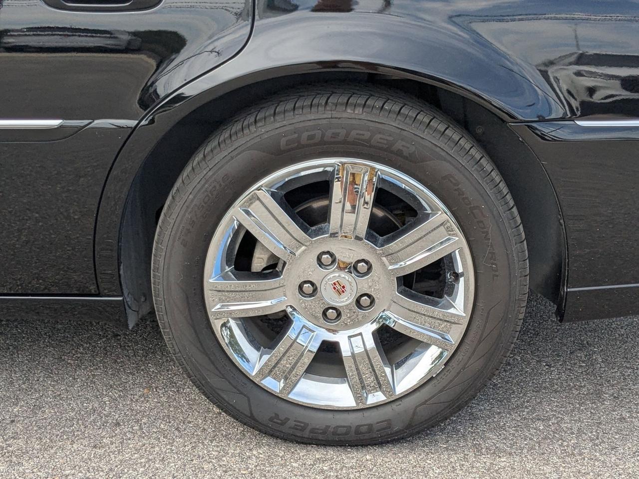 2011 Cadillac DTS Platinum Collection