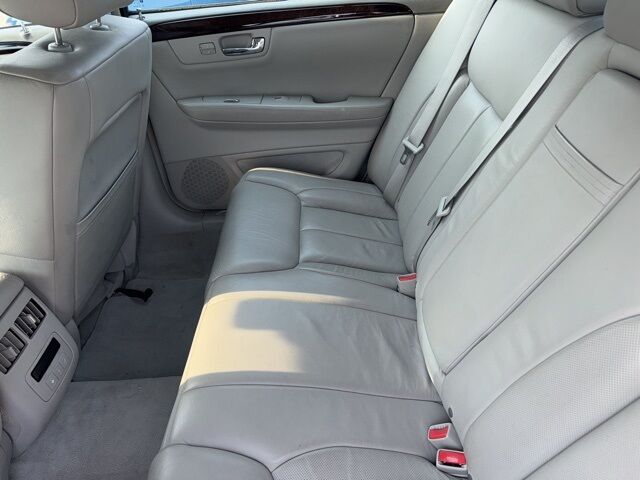 2011 Cadillac DTS Premium West Burlington IA