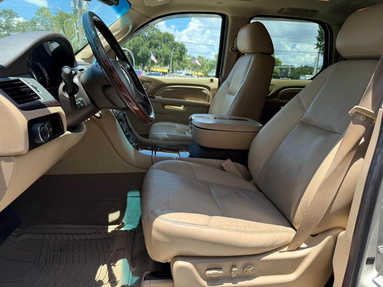 2011 Cadillac Escalade AWD 4dr Premium Jacksonville FL