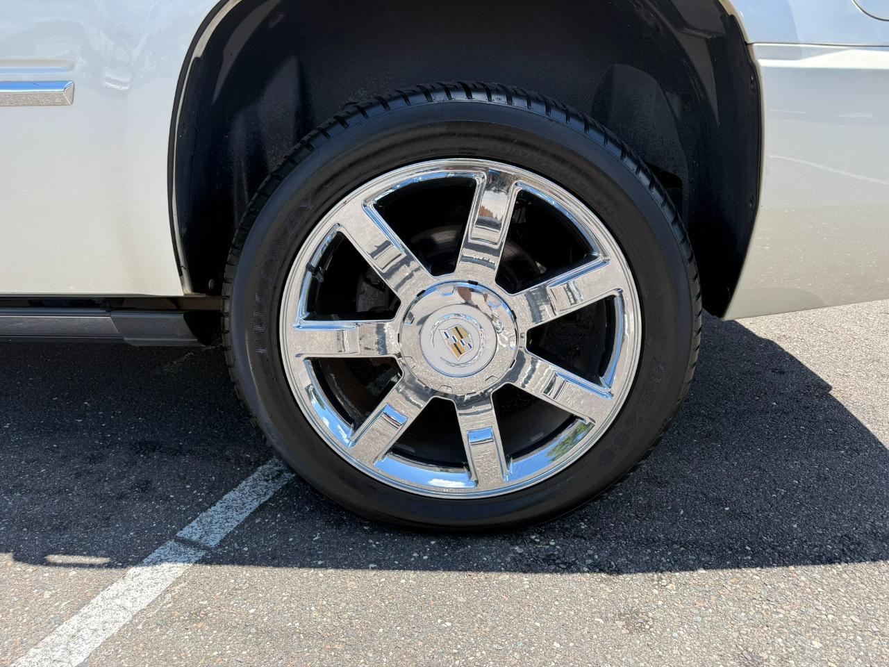 2011 Cadillac Escalade AWD 4dr Premium Jacksonville FL