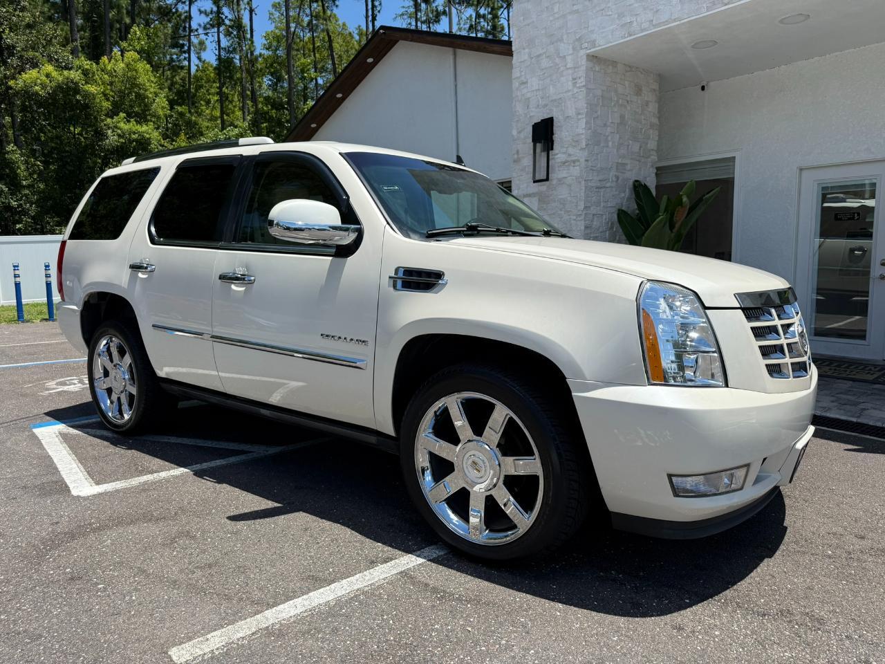 2011 Cadillac Escalade AWD 4dr Premium Jacksonville FL