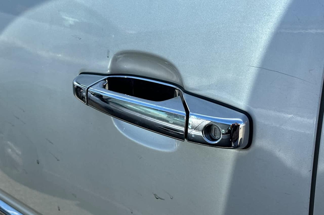 2011 Cadillac Escalade Base Roseville CA