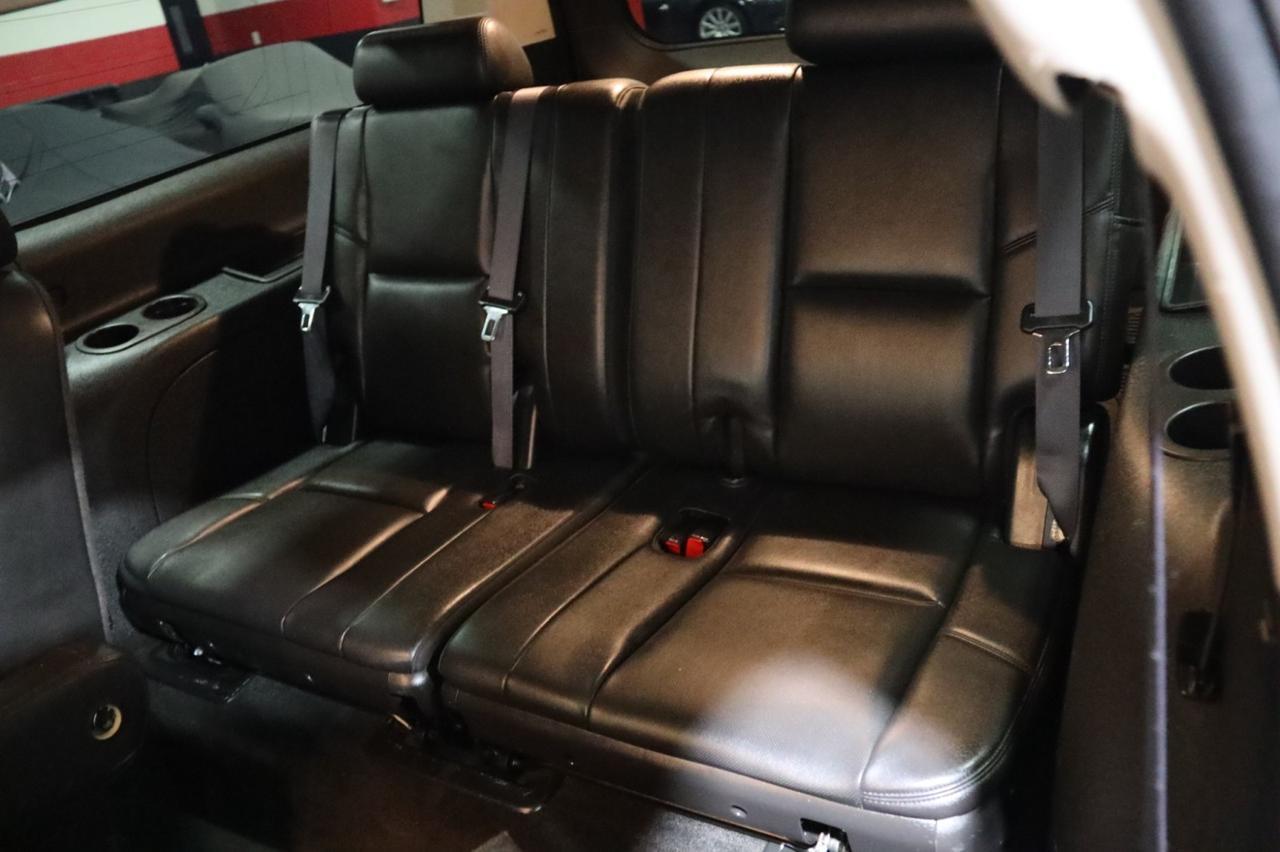 2011 Cadillac Escalade ESV Premium AWD 4dr Suv Skokie IL