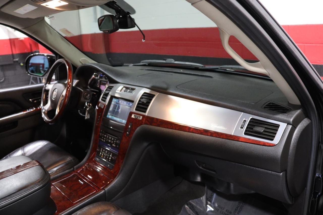 2011 Cadillac Escalade ESV Premium AWD 4dr Suv Skokie IL