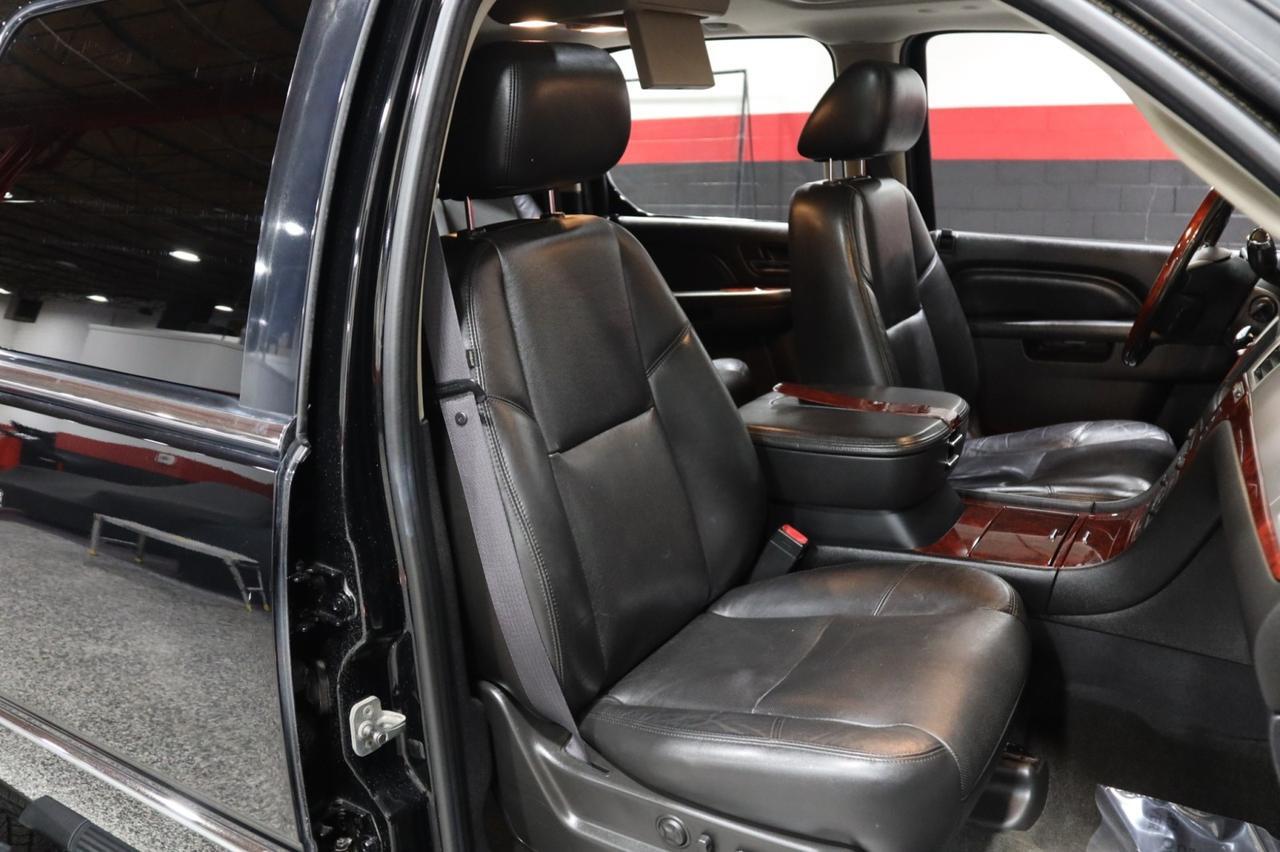 2011 Cadillac Escalade ESV Premium AWD 4dr Suv Skokie IL