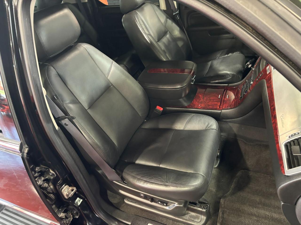 2011 Cadillac Escalade ESV Premium Franklin OH