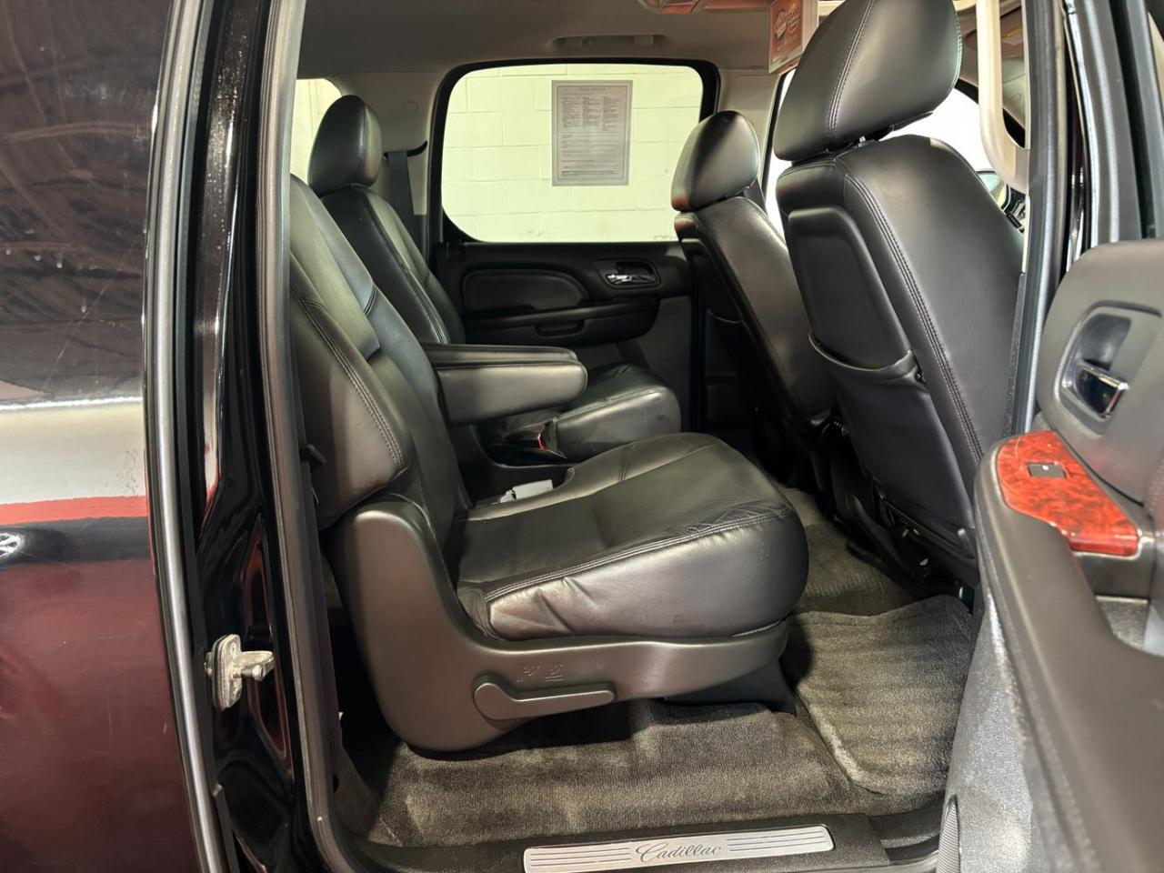 2011 Cadillac Escalade ESV Premium Franklin OH