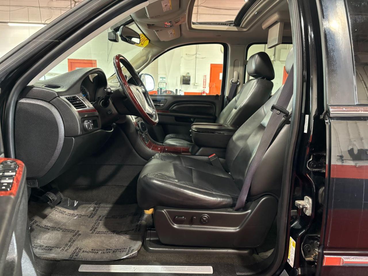 2011 Cadillac Escalade ESV Premium Franklin OH