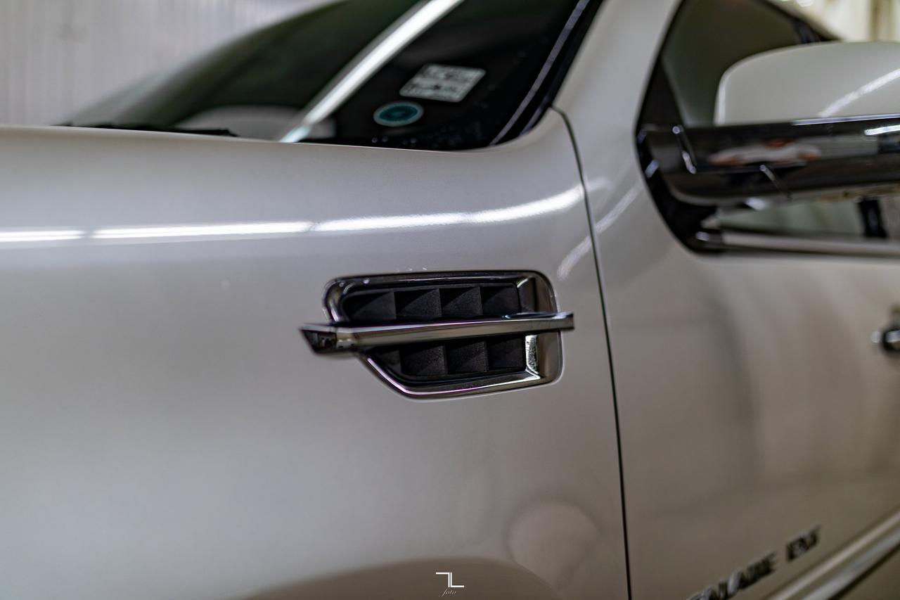 2011 Cadillac Escalade EXT 4x4 Luxury Leather Roof Nav BCam Red Deer AB