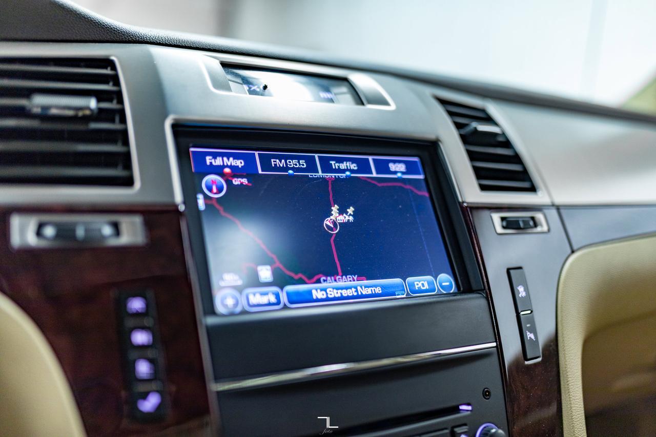 2011 Cadillac Escalade EXT 4x4 Luxury Leather Roof Nav BCam Red Deer AB