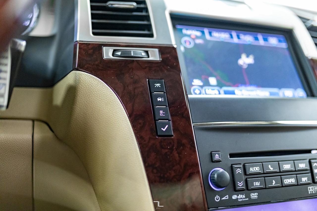 2011 Cadillac Escalade EXT 4x4 Luxury Leather Roof Nav BCam Red Deer AB