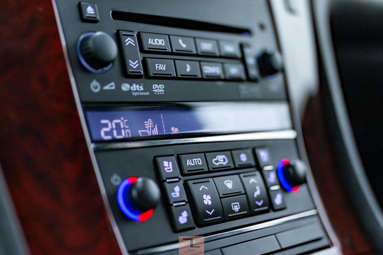 2011 Cadillac Escalade EXT AWD Luxury Edition Leather Roof Nav Red Deer AB