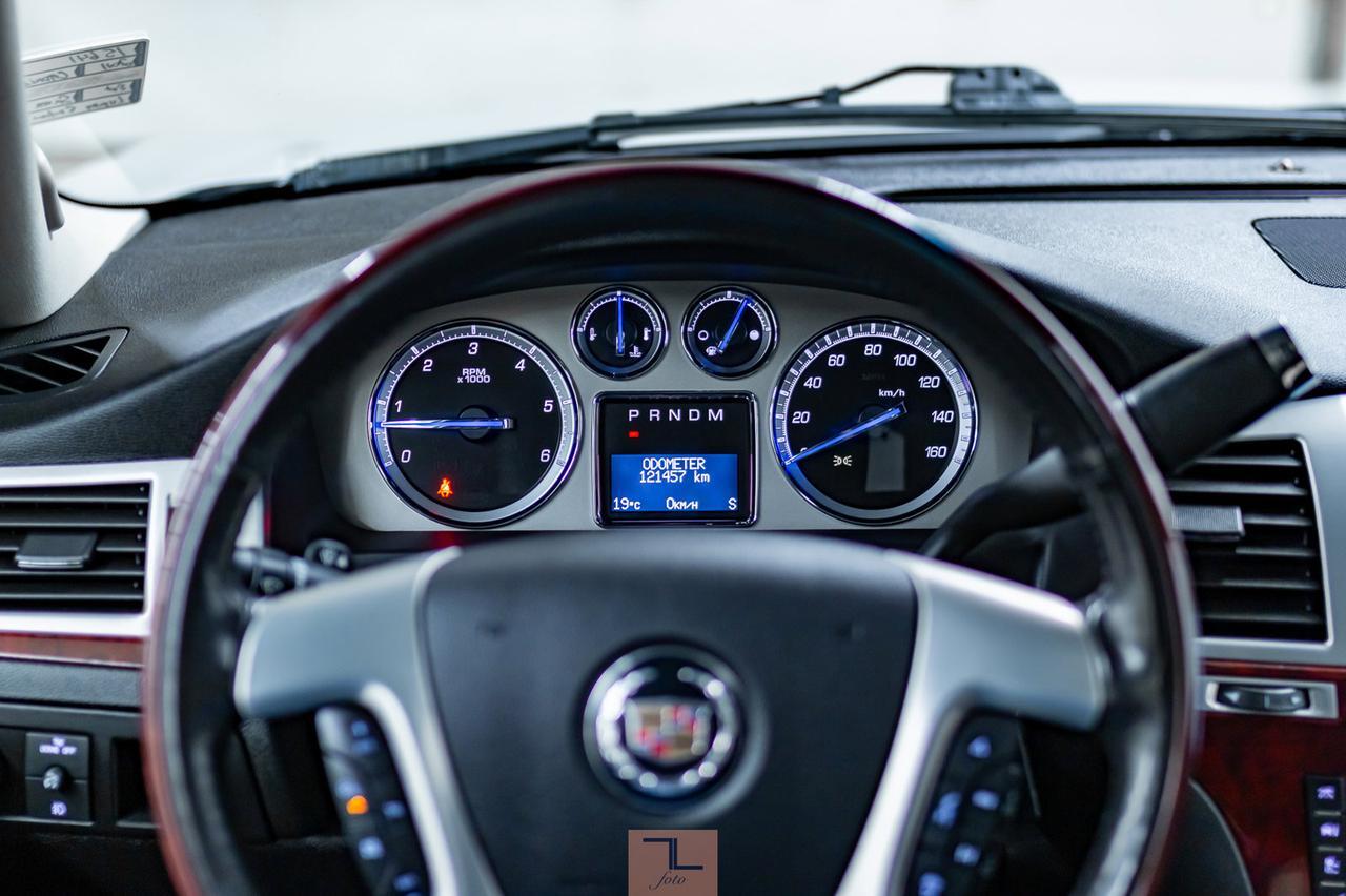 2011 Cadillac Escalade EXT AWD Luxury Edition Leather Roof Nav Red Deer AB