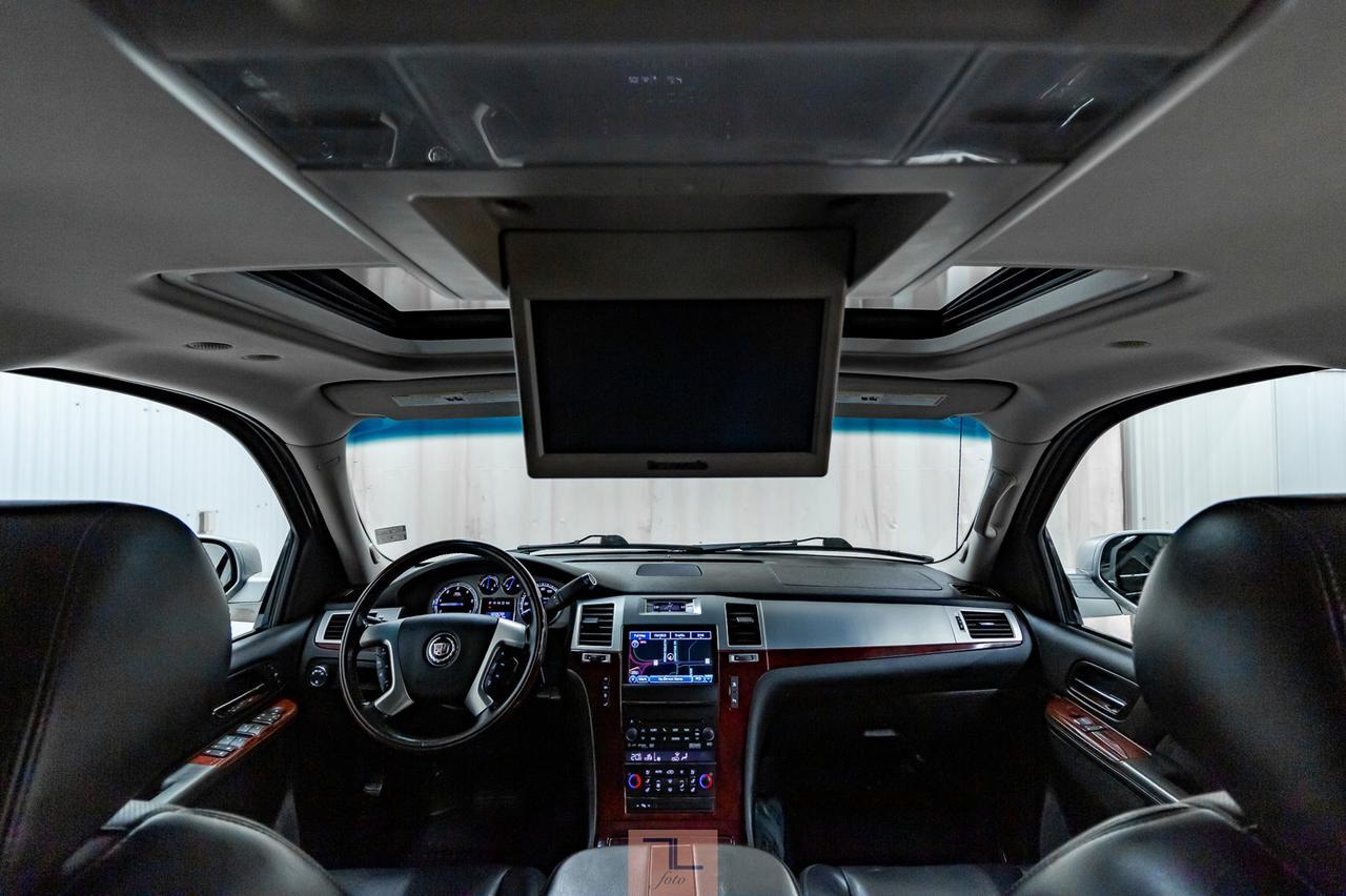 2011 Cadillac Escalade EXT AWD Luxury Edition Leather Roof Nav Red Deer AB