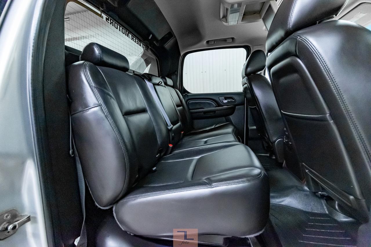 2011 Cadillac Escalade EXT AWD Luxury Edition Leather Roof Nav Red Deer AB