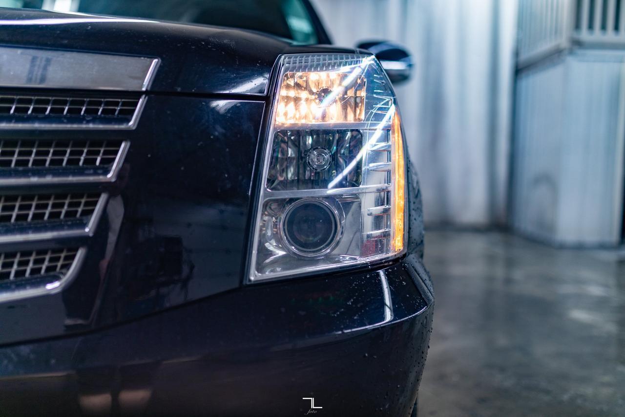 2011 Cadillac Escalade EXT AWD Luxury Leather Roof Nav BCam Red Deer AB