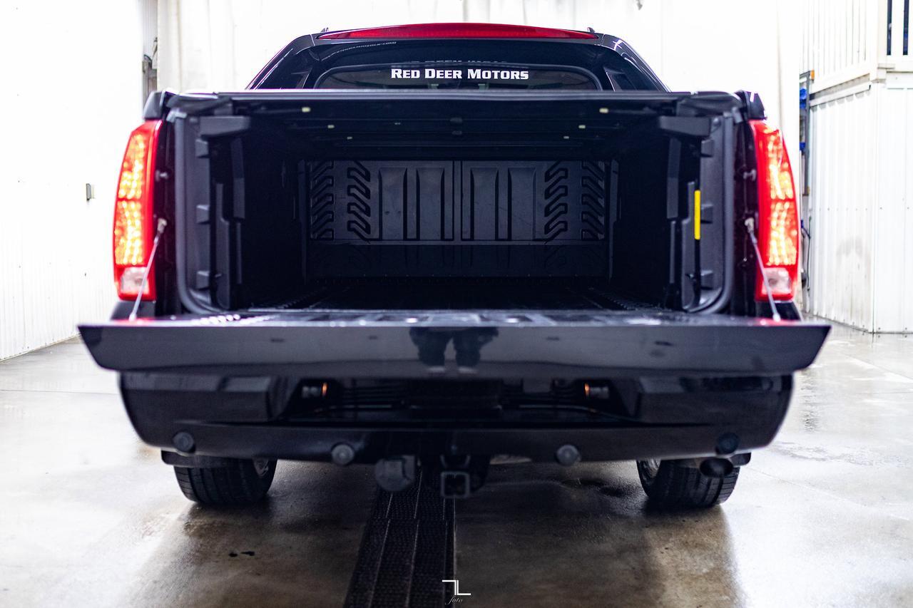 2011 Cadillac Escalade EXT AWD Luxury Leather Roof Nav BCam Red Deer AB