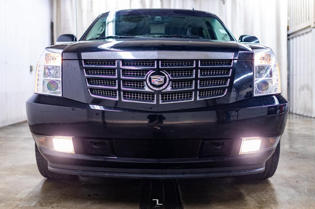 Used 2011 Cadillac Escalade EXT AWD Luxury Leather Roof Nav BCam in Red ...