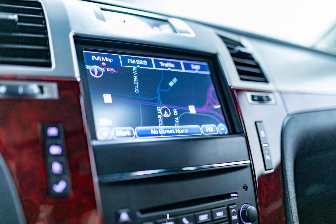 2011 Cadillac Escalade EXT AWD Luxury Leather Roof Nav BCam Red Deer AB