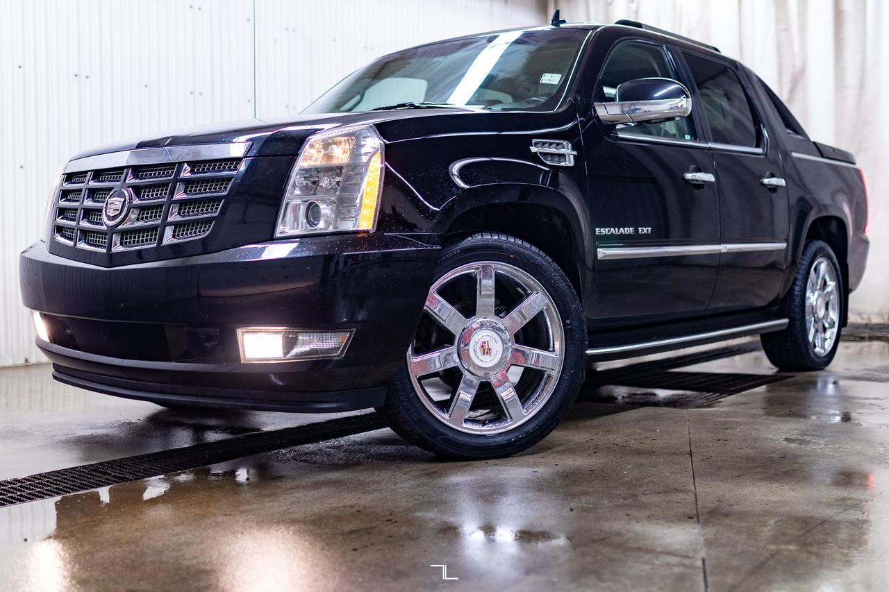 2011 Cadillac Escalade EXT AWD Luxury Leather Roof Nav BCam Red Deer AB