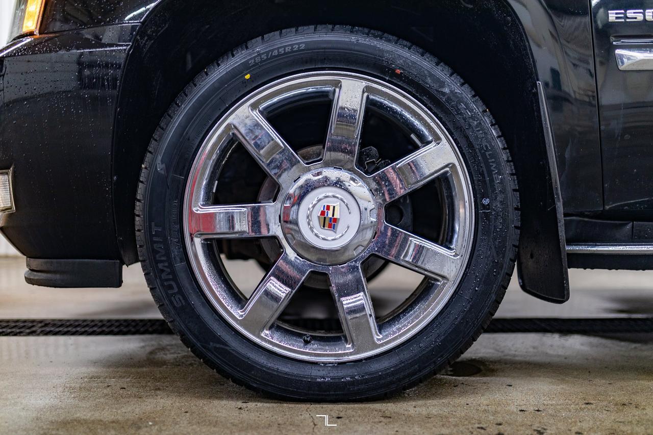 2011 Cadillac Escalade EXT AWD Luxury Leather Roof Nav BCam Red Deer AB