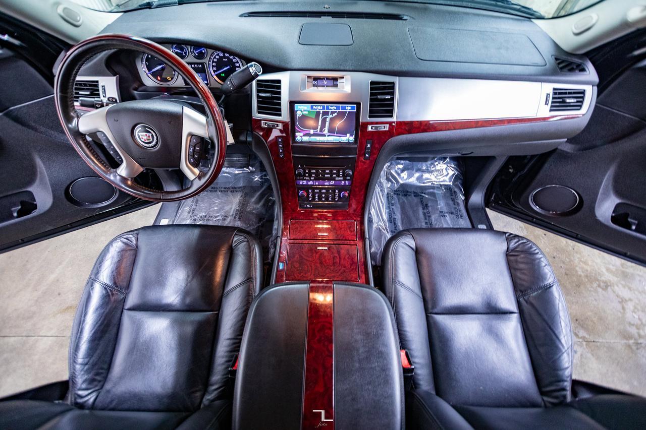 2011 Cadillac Escalade EXT AWD Luxury Leather Roof Nav BCam Red Deer AB