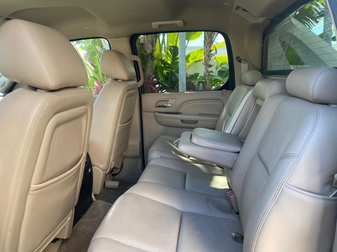 2011 Cadillac Escalade EXT AWD PEARL 1 OWNER Pompano Beach FL