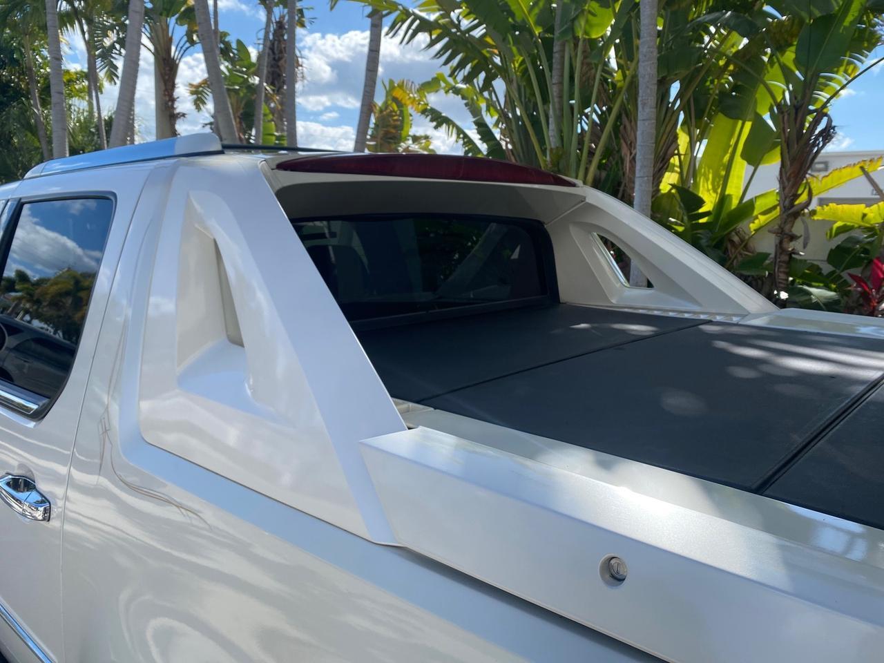 2011 Cadillac Escalade EXT AWD PEARL 1 OWNER Pompano Beach FL