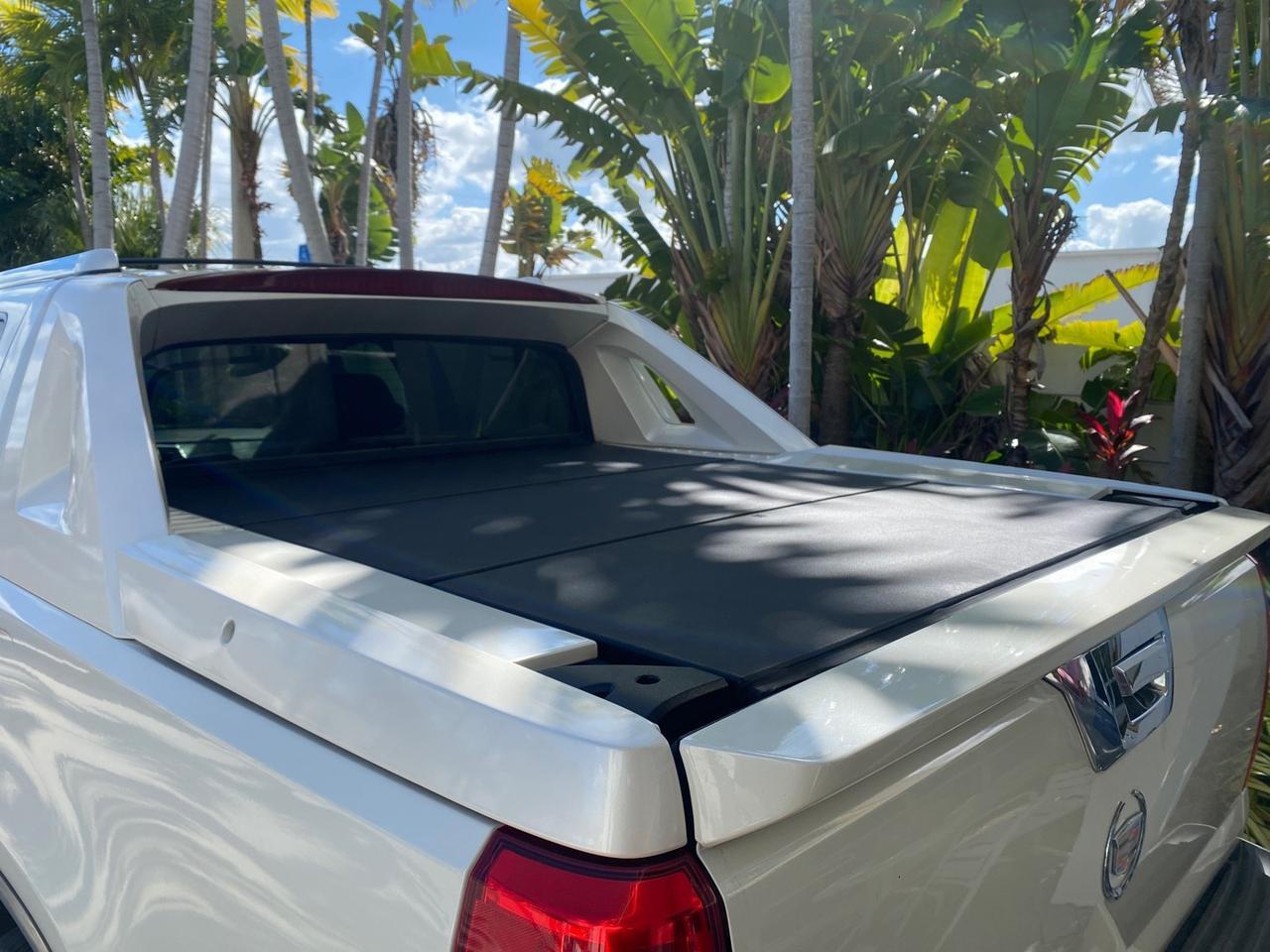 2011 Cadillac Escalade EXT AWD PEARL 1 OWNER Pompano Beach FL