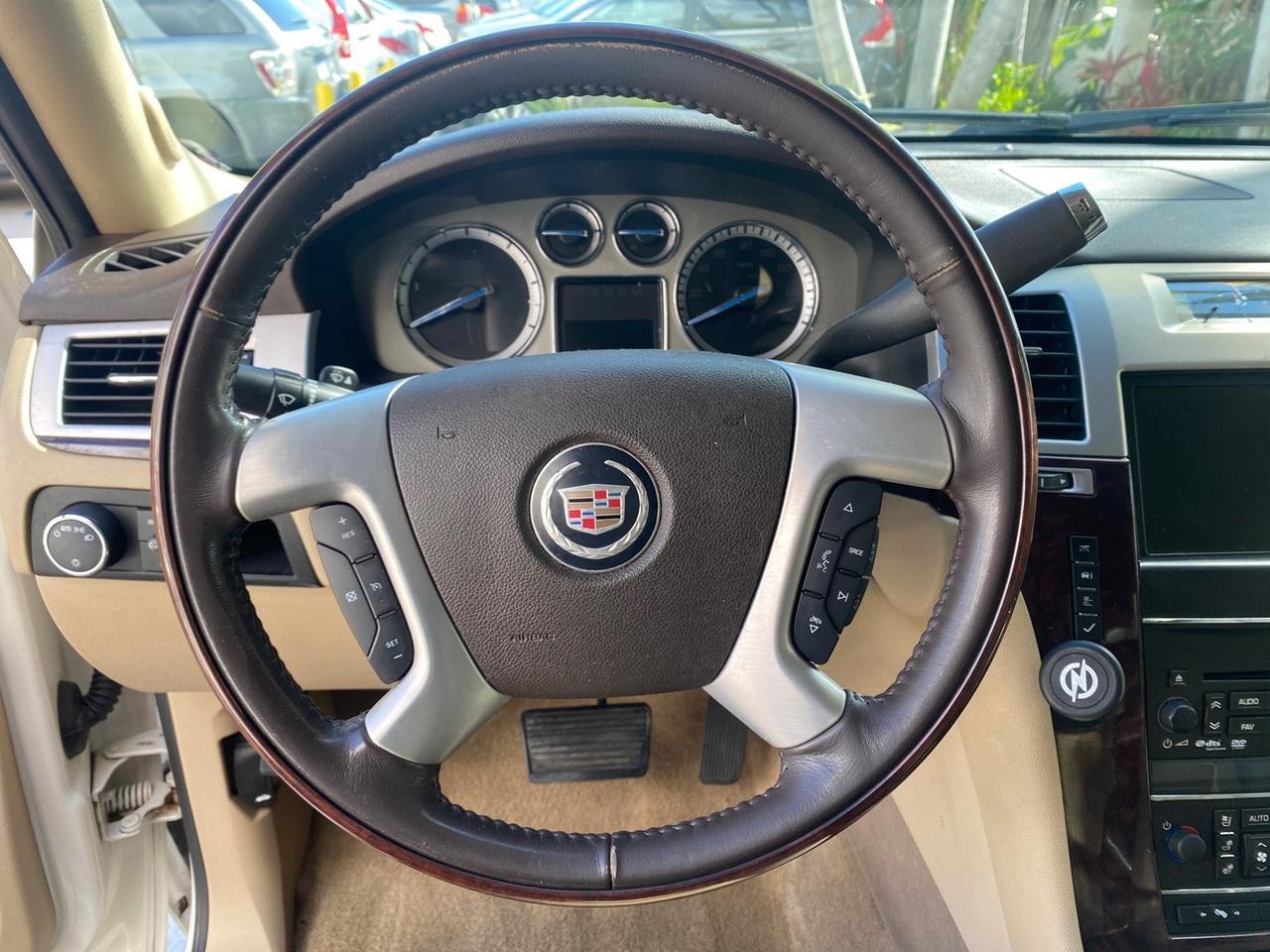 2011 Cadillac Escalade EXT AWD PEARL 1 OWNER Pompano Beach FL