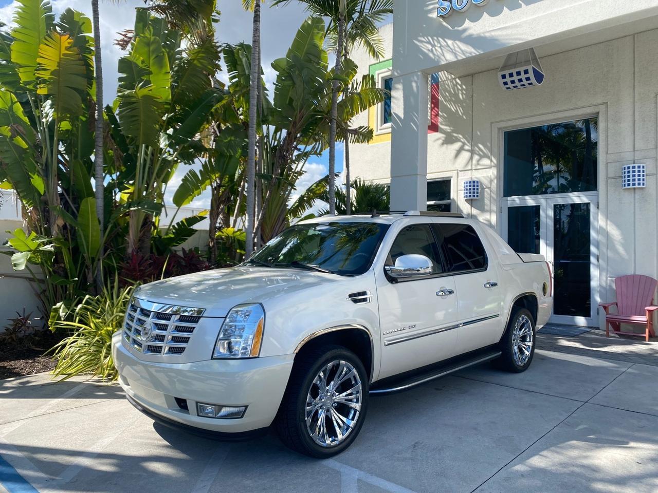 2011 Cadillac Escalade EXT AWD PEARL 1 OWNER Pompano Beach FL