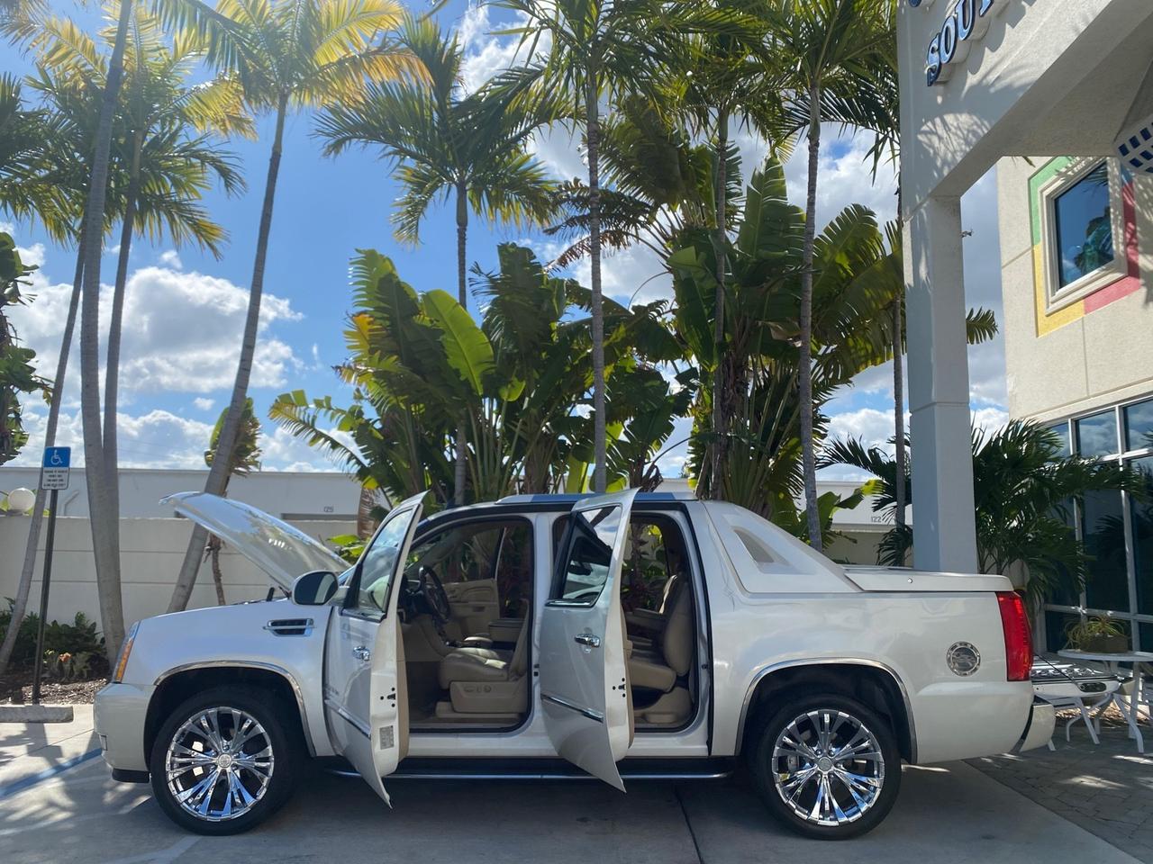 2011 Cadillac Escalade EXT AWD PEARL 1 OWNER Pompano Beach FL
