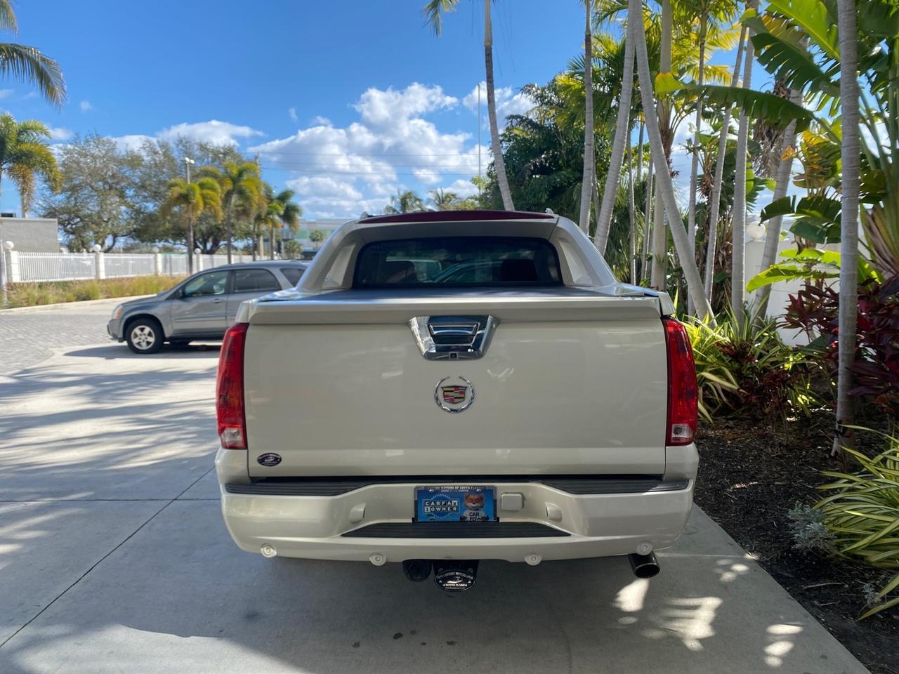 2011 Cadillac Escalade EXT PU AWD PEARL 1 OWNER Pompano Beach FL