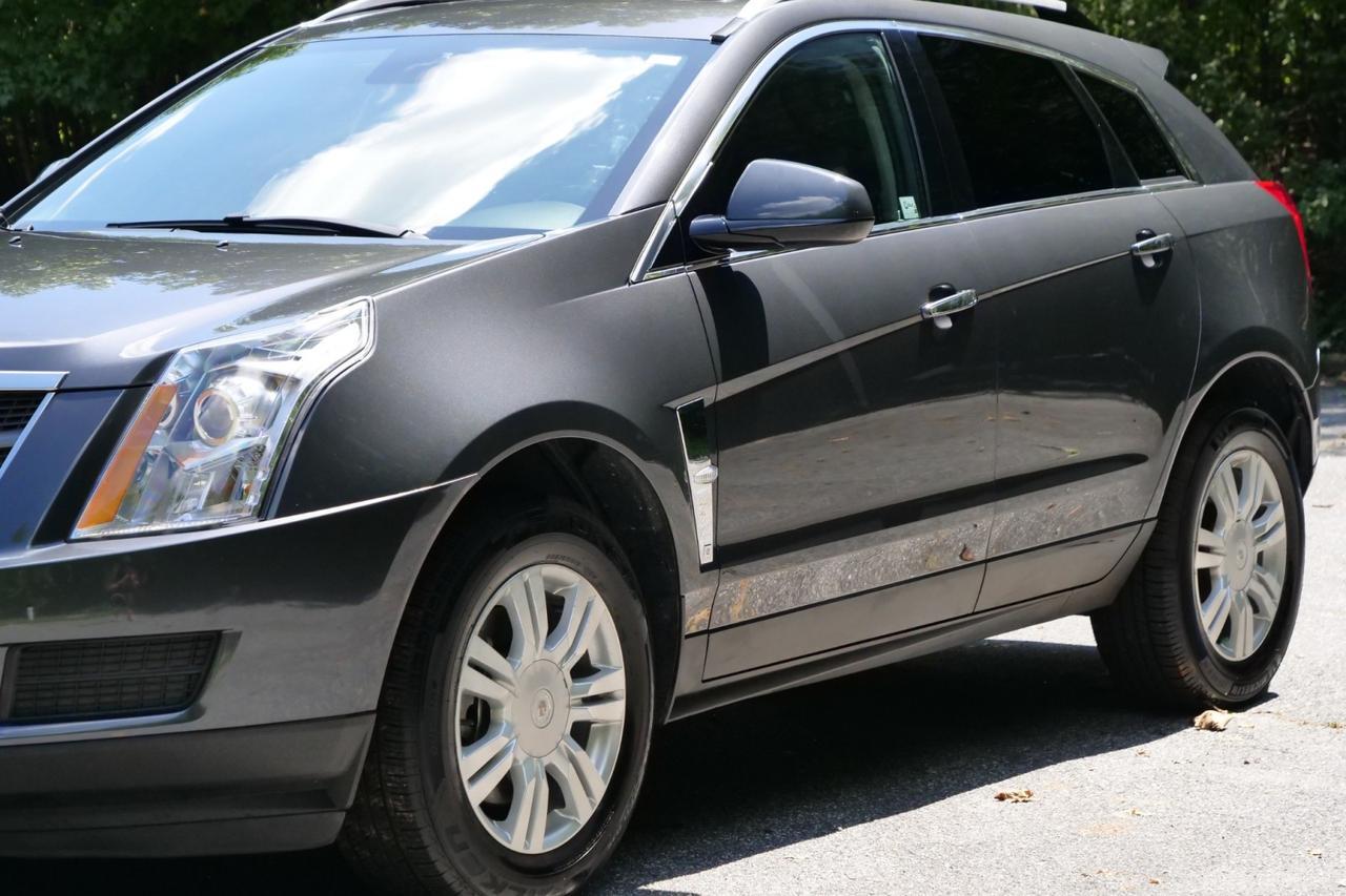 2011 Cadillac SRX Luxury Collection / Navigation / Heated Seats! Lincolnton NC