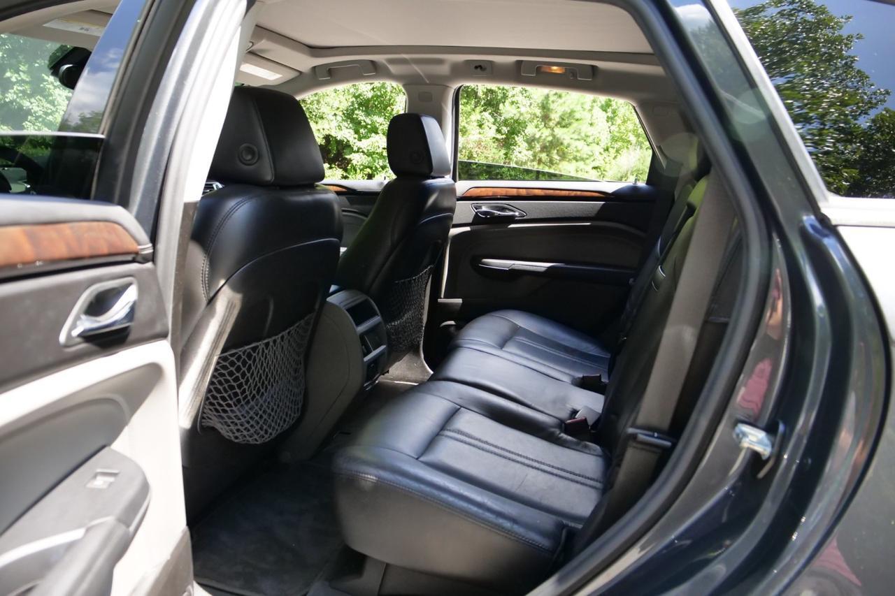 2011 Cadillac SRX Luxury Collection / Navigation / Heated Seats! Lincolnton NC