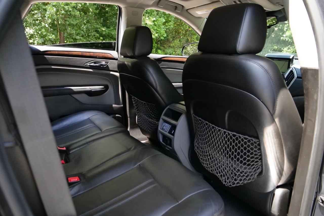 2011 Cadillac SRX Luxury Collection / Navigation / Heated Seats! Lincolnton NC
