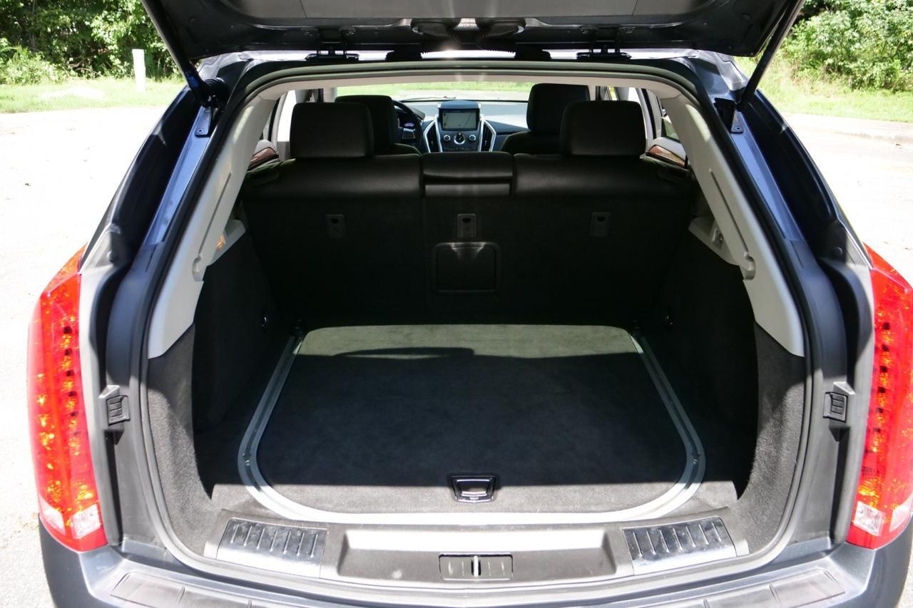 2011 Cadillac SRX Luxury Collection / Navigation / Heated Seats! Lincolnton NC
