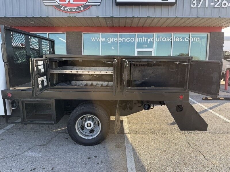 2011 Chevrolet 3500HD DRW Flatbed 13k exempt mi WT Collinsville OK