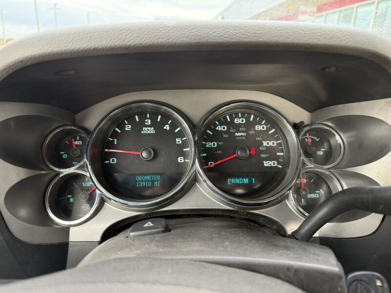 2011 Chevrolet 3500HD DRW Flatbed 13k exempt mi's WT Collinsville OK