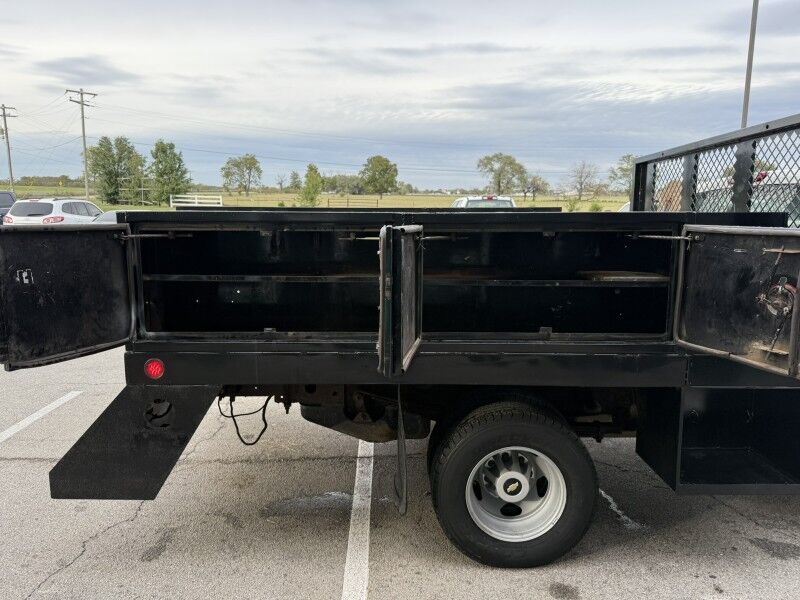 2011 Chevrolet 3500HD DRW Flatbed 13k exempt mi's WT Collinsville OK