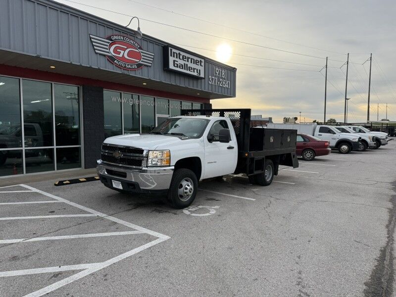 2011 Chevrolet 3500HD DRW Flatbed 13k exempt mi's WT Collinsville OK