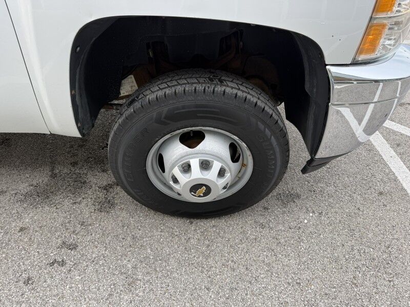 2011 Chevrolet 3500HD DRW Flatbed 13k exempt mi's WT Collinsville OK