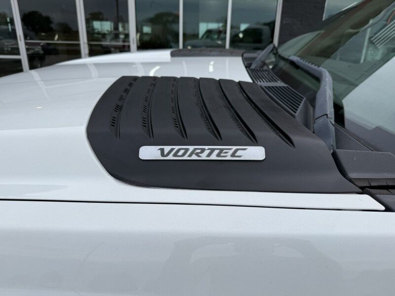 2011 Chevrolet 3500HD DRW Flatbed 13k exempt mi's WT Collinsville OK