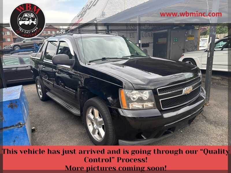 2011 Chevrolet Avalanche 1500 4WD Crew Cad LS